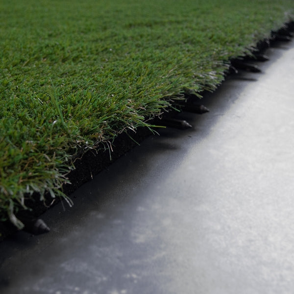 Eco-friendly turf tile made from recycled SBR granulate materials.